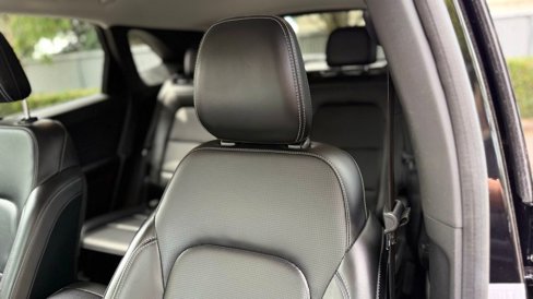 Used 2023 Ford Escape Platinum image 29