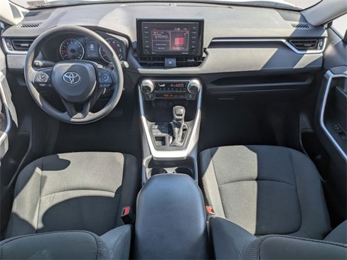Used 2021 Toyota RAV4 LE image 26