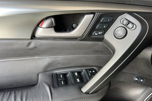 Used 2010 Acura TL image 11