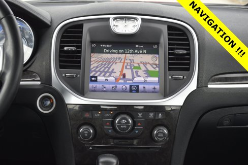 Used 2011 Chrysler 300 Limited image 4