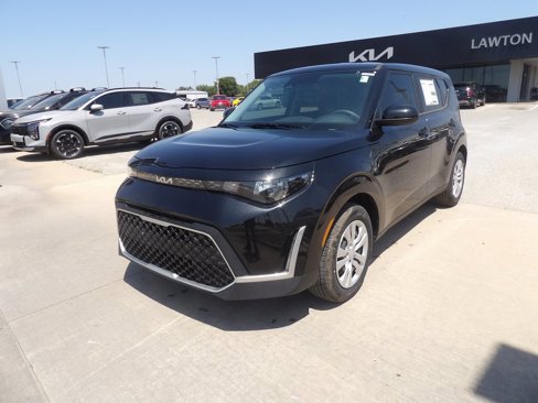 New 2025 Kia Soul LX image 2