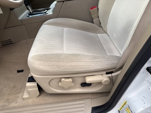 Used 2008 Ford Explorer XLT image 8