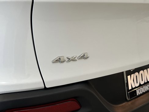 Used 2014 Jeep Cherokee Limited w/ Luxury Group image 30