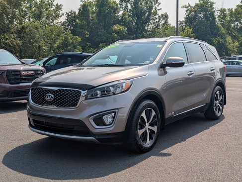 Used 2016 Kia Sorento EX image 3