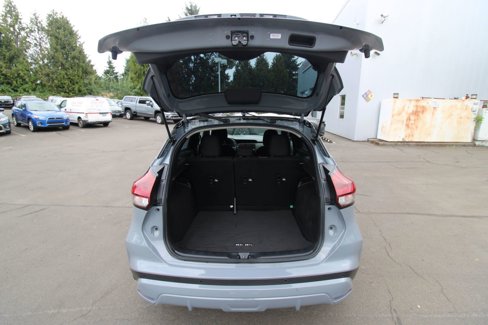 Used 2023 Nissan Kicks SR image 30