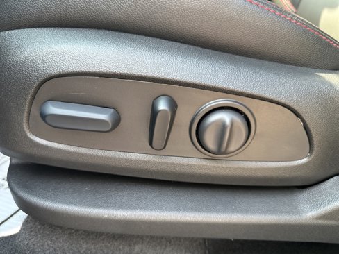 Certified 2023 Chevrolet Equinox RS w/ RS Leather Package image 18