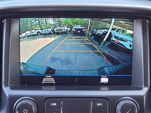 Used 2022 Chevrolet Colorado LT w/ LT Convenience Package image 12
