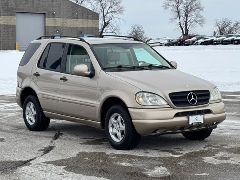 Used 2001 Mercedes-Benz ML 320 4MATIC image 9