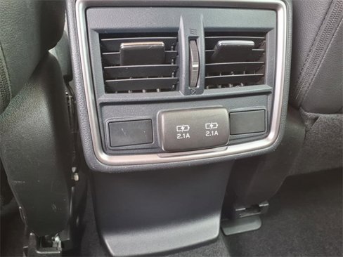 Used 2023 Subaru Forester Limited image 10
