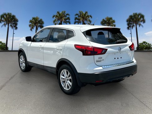 Certified 2017 Nissan Rogue Sport S image 7