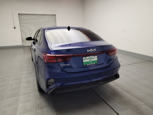 Used 2023 Kia Forte LXS image 6