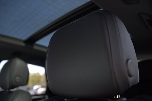 Certified 2023 Porsche Macan image 26