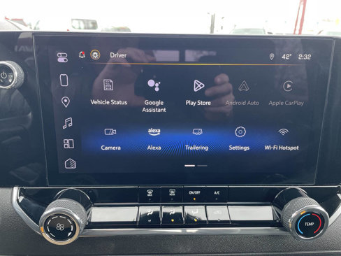 Used 2023 Chevrolet Colorado W/T image 15