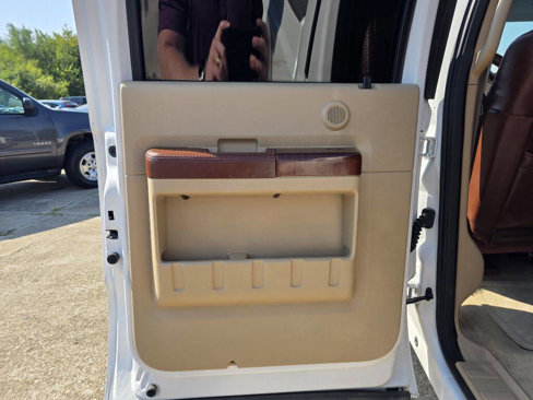 Used 2011 Ford F350 King Ranch w/ King Ranch w/Chrome Pkg image 33