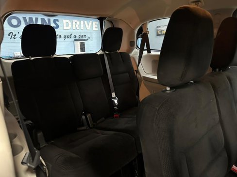 Used 2014 Dodge Grand Caravan American Value Package image 23