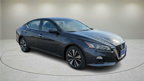 Certified 2022 Nissan Altima 2.5 SV image 1
