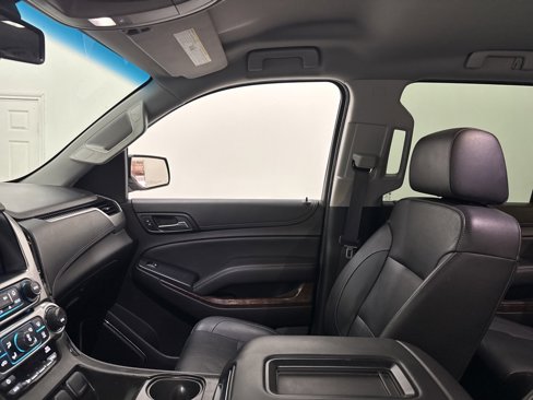 Used 2017 Chevrolet Tahoe LT image 34