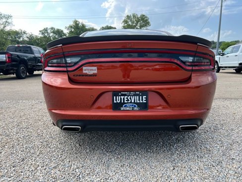 Used 2020 Dodge Charger SXT w/ Blacktop Package image 7