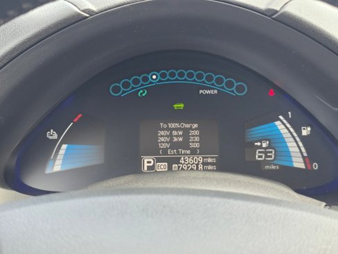 Used 2013 Nissan Leaf SL w/ Premium Pkg image 39