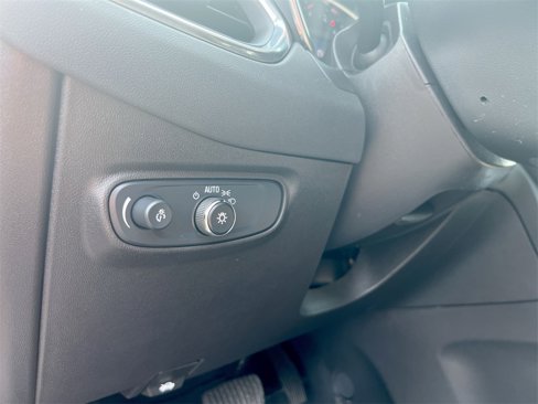 Certified 2024 Chevrolet Equinox LT image 16