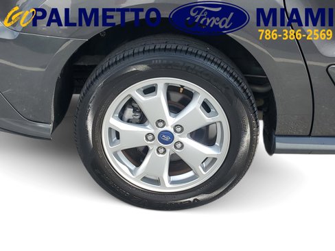 Used 2017 Ford Transit Connect XLT image 7