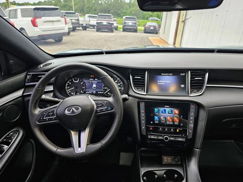 Used 2025 INFINITI QX55 Luxe w/ Cargo Package image 11