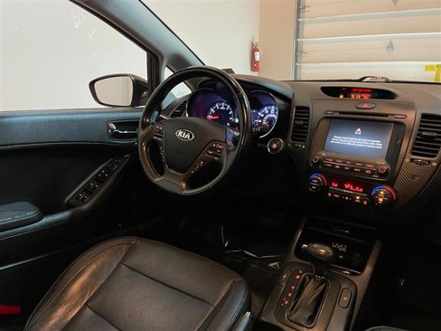 Used 2015 Kia Forte EX w/ EX Premium Package image 10