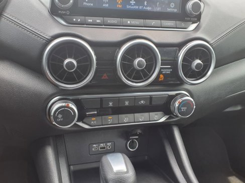 Used 2023 Nissan Sentra SV image 22