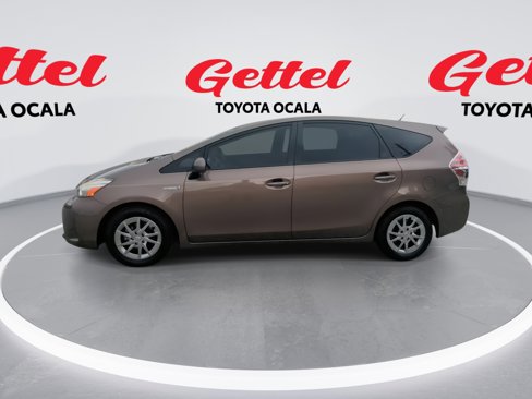 Used 2015 Toyota Prius V Two image 5