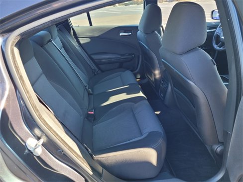 Used 2018 Dodge Charger SXT w/ Blacktop Package image 13
