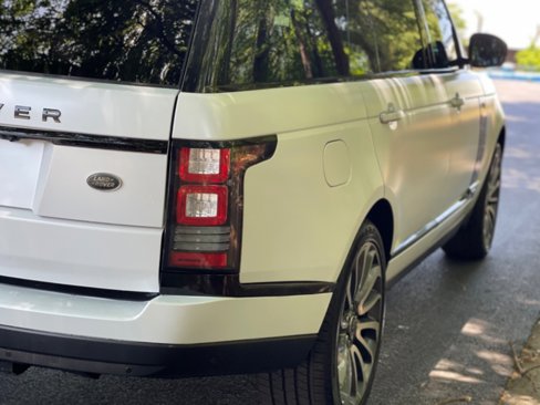Used 2017 Land Rover Range Rover Long Wheelbase Autobiography image 15
