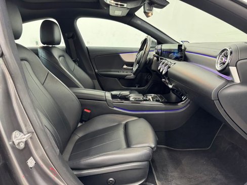 Used 2021 Mercedes-Benz CLA 250 image 17