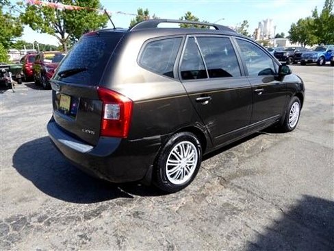 Used 2009 Kia Rondo LX image 6