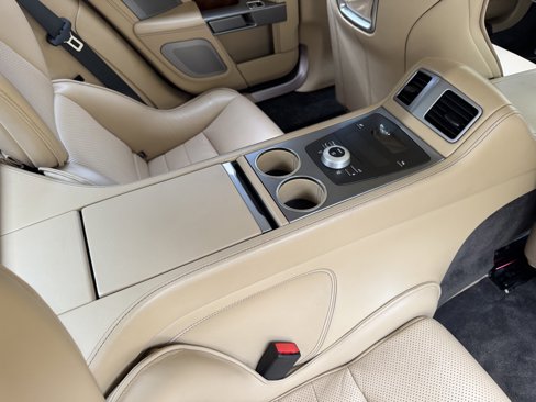 Used 2011 Aston Martin Rapide Luxe image 23