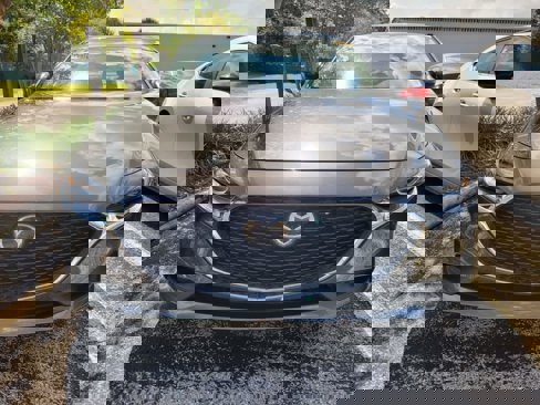 Used 2023 MAZDA MAZDA3 s image 2