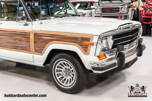 Used 1991 Jeep Grand Wagoneer image 33