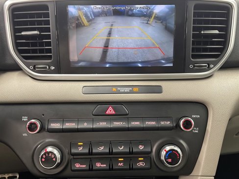 Used 2020 Kia Sportage S w/ S Sunroof Package image 18