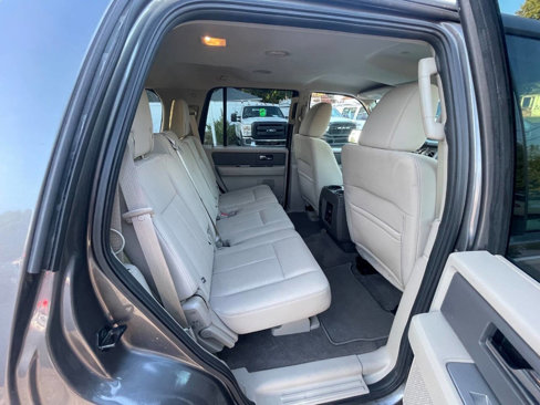 Used 2014 Ford Expedition XL image 30