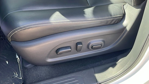 Used 2022 Nissan Murano SV image 11