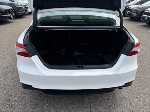 Used 2019 Toyota Camry LE image 44