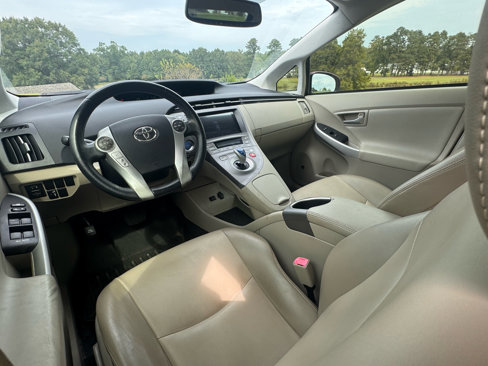 Used 2012 Toyota Prius Three image 16