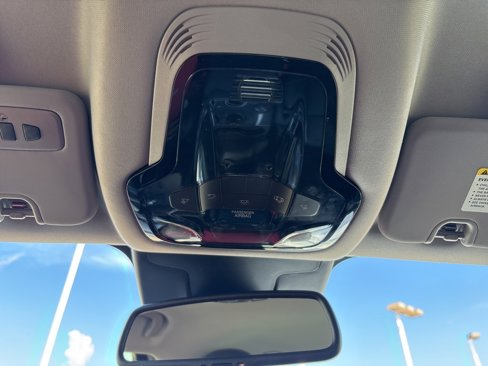 Used 2018 Alfa Romeo Giulia image 36