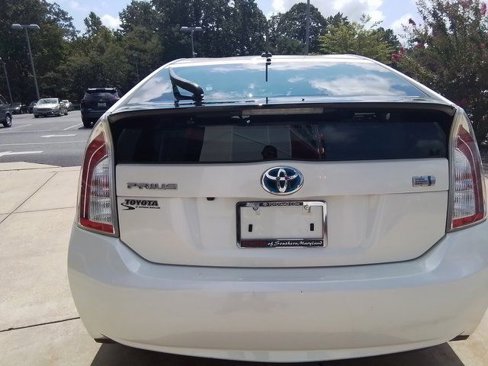Used 2015 Toyota Prius Three image 6