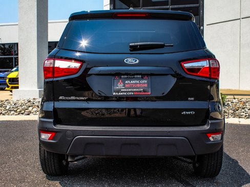 Used 2022 Ford EcoSport SE w/ SE Convenience Package image 5