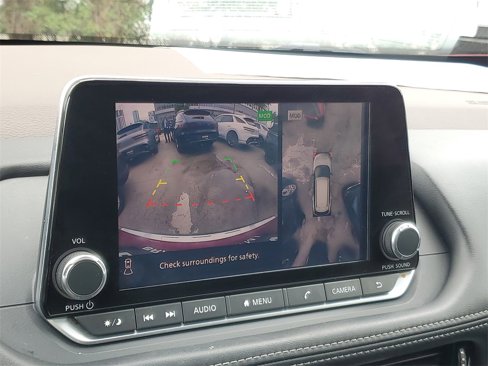Used 2021 Nissan Rogue SL image 22