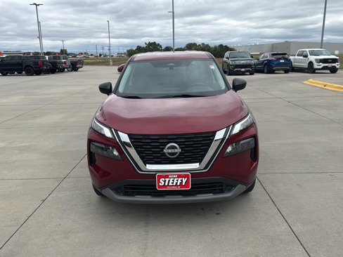Used 2023 Nissan Rogue S image 9