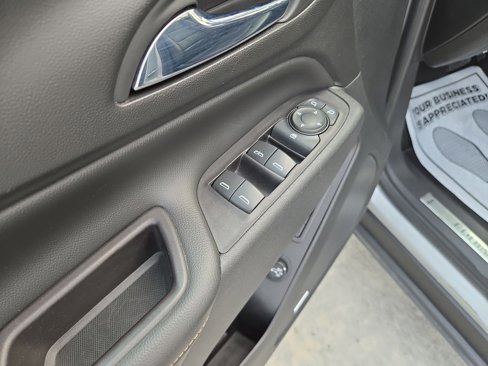 Used 2020 Chevrolet Equinox Premier image 13