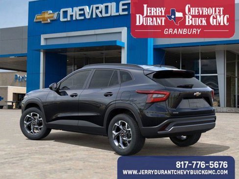 New 2025 Chevrolet Trax LT image 4