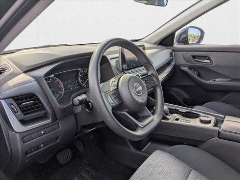 Used 2023 Nissan Rogue SV image 10