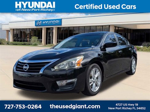 Used 2013 Nissan Altima 2.5 SV image 1